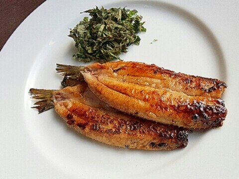 香ばしい香りでご飯が進む☆イワシの蒲焼